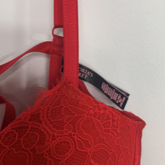 Victoria’s Secret Laced Red Teddy size  XL - Picture 10 of 11